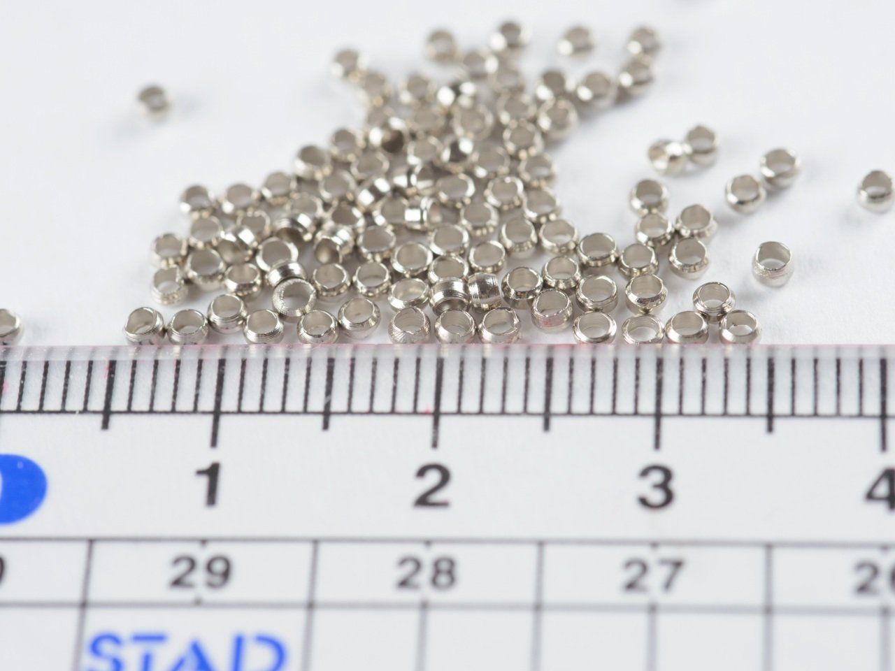 Amazon | 紗や工房 【カシメ玉(約2mm) 約100個 シルバー 】銀 つぶし玉