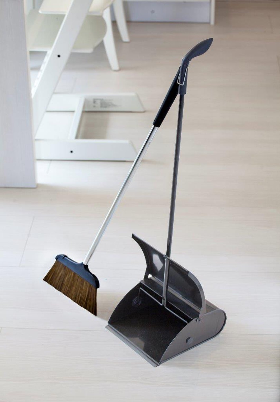 期間限定セール●藤原純 純ホワイト 純ブラック チリトリ 4個セット Amazon.co.jp: 早川工業 スチール製 カラーチリトリ ブラック