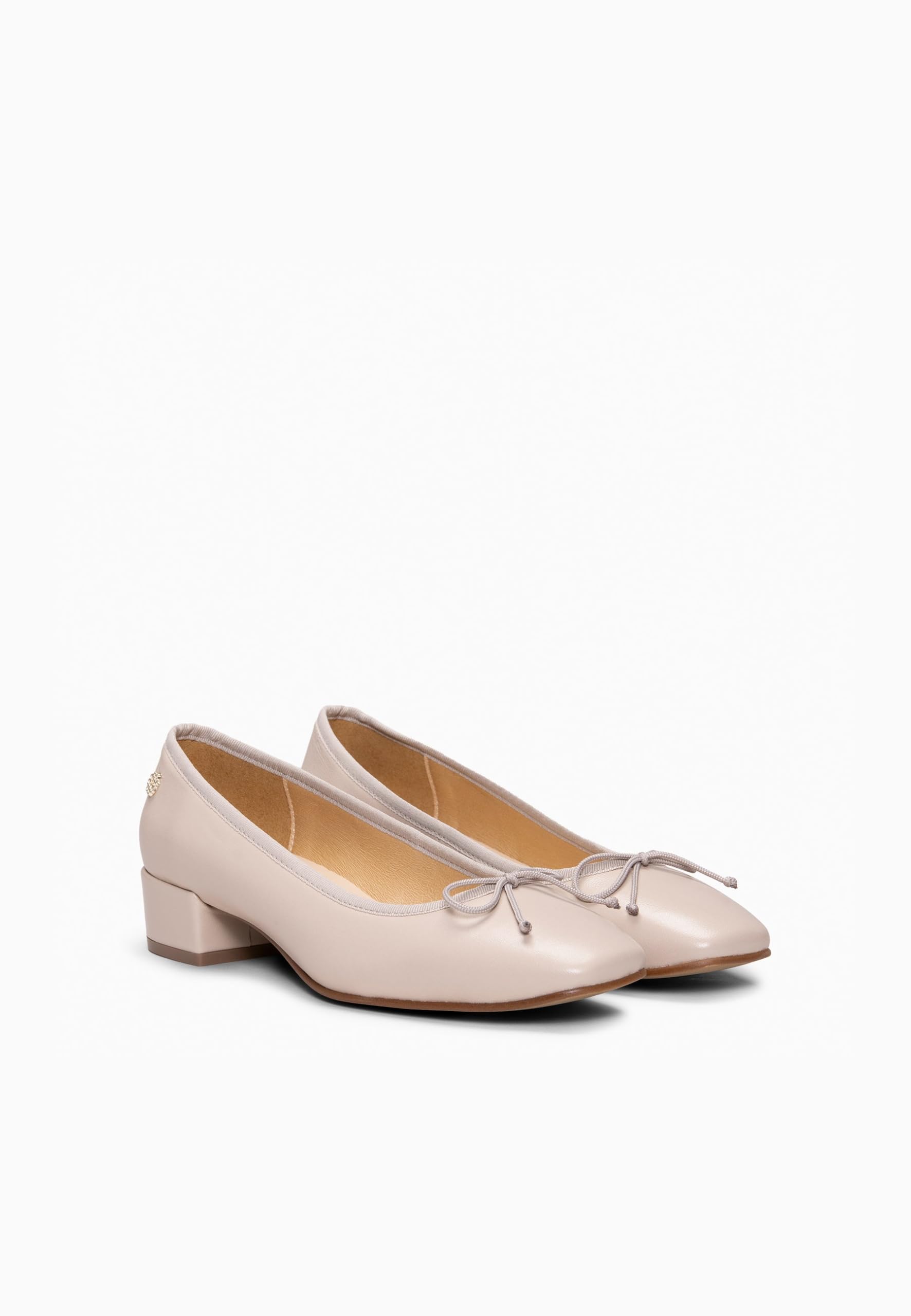 miMaO. Bailarinas para Mujer en Piel de napa con Plantilla de Gel. Diseñado y Fabricado en España