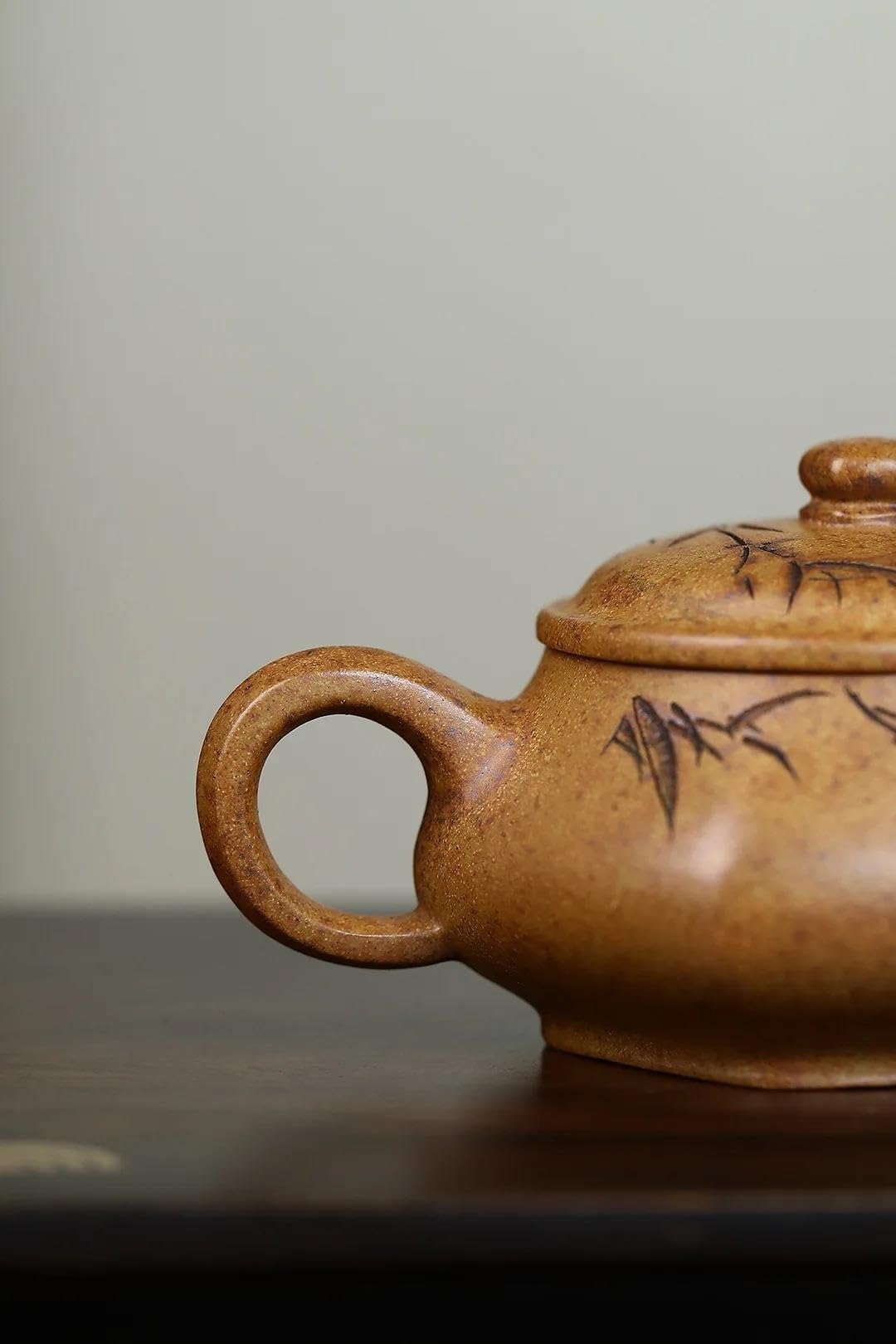 Czajniki filtracyjne, rzeźbienie, fioletowy gliniany czajniczek, zestaw do herbaty Kung Fu, 1 szt., 190 ml, Premium Retro Yixing, sekcja rudy surowej, czajniczki błotne i serwery do kawy, zestaw do