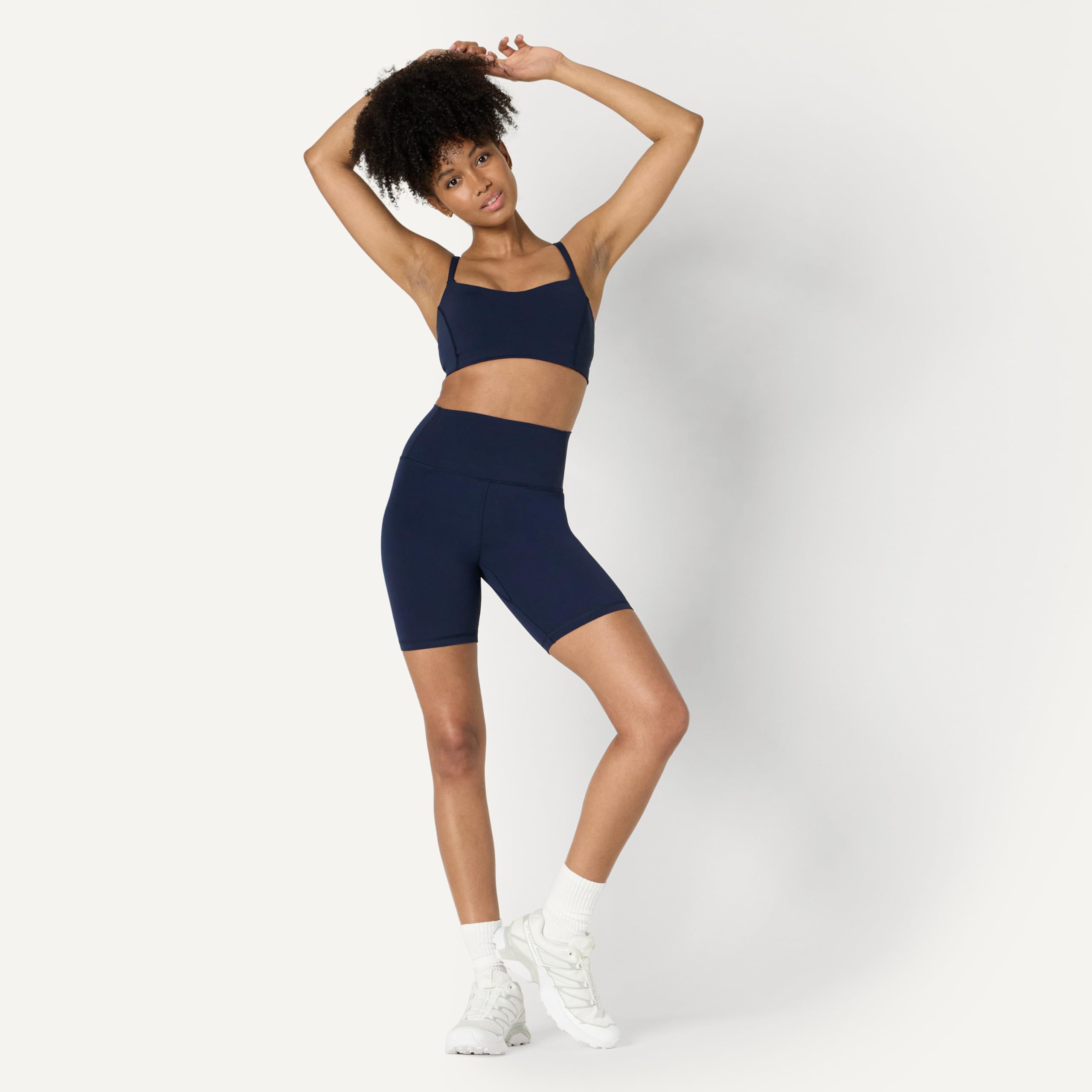 Amazon Essentials Damski biustonosz sportowy Active FormFlex Buttery Soft Light Support Sweetheart Neck Yoga Sports Bra