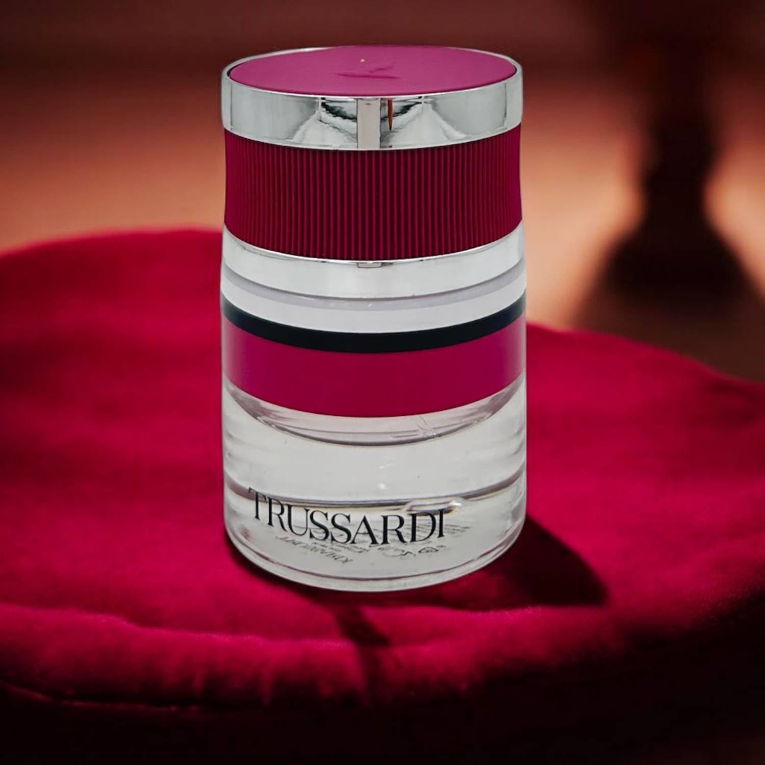 Trussardi Ruby Red Confezione Regalo Donna Profumo Eau De Parfum Spray 30 Ml Profumo Travel Size Eau De Parfum 7 Ml E Crema Corpo 30 Ml