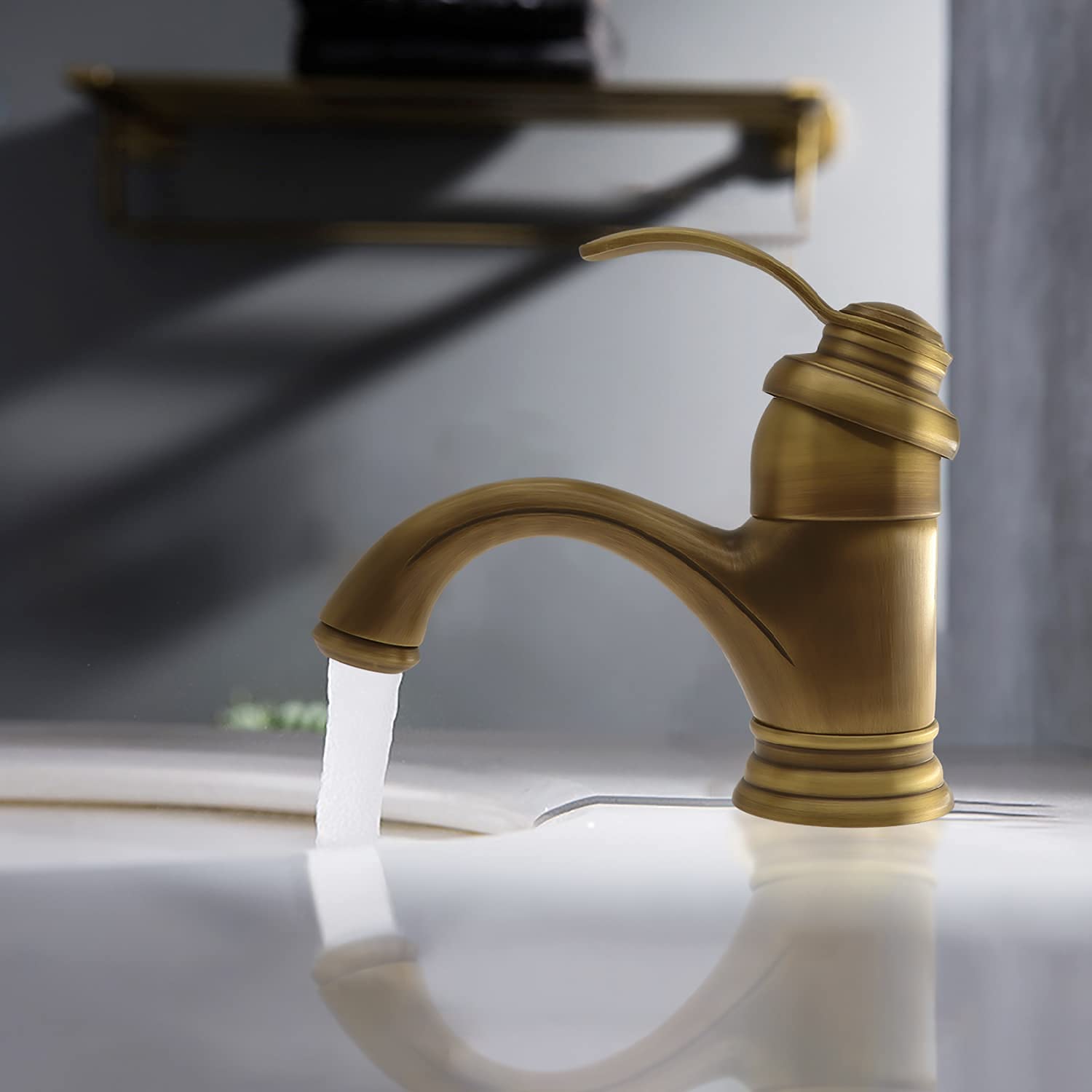 Brass SingleHandle Bathroom Sink Tap, Fitting Retro Style Antique