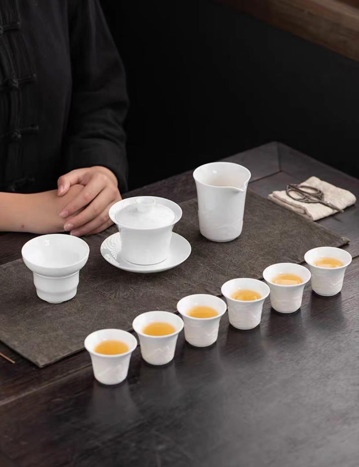 DeHua White Porcelain Kung Fu Tea Set for Home, Living Room, Office, Tea Making, Ceramic Three Talent Cover Bowls, Tea Cups, 9-piece Gift Box Set