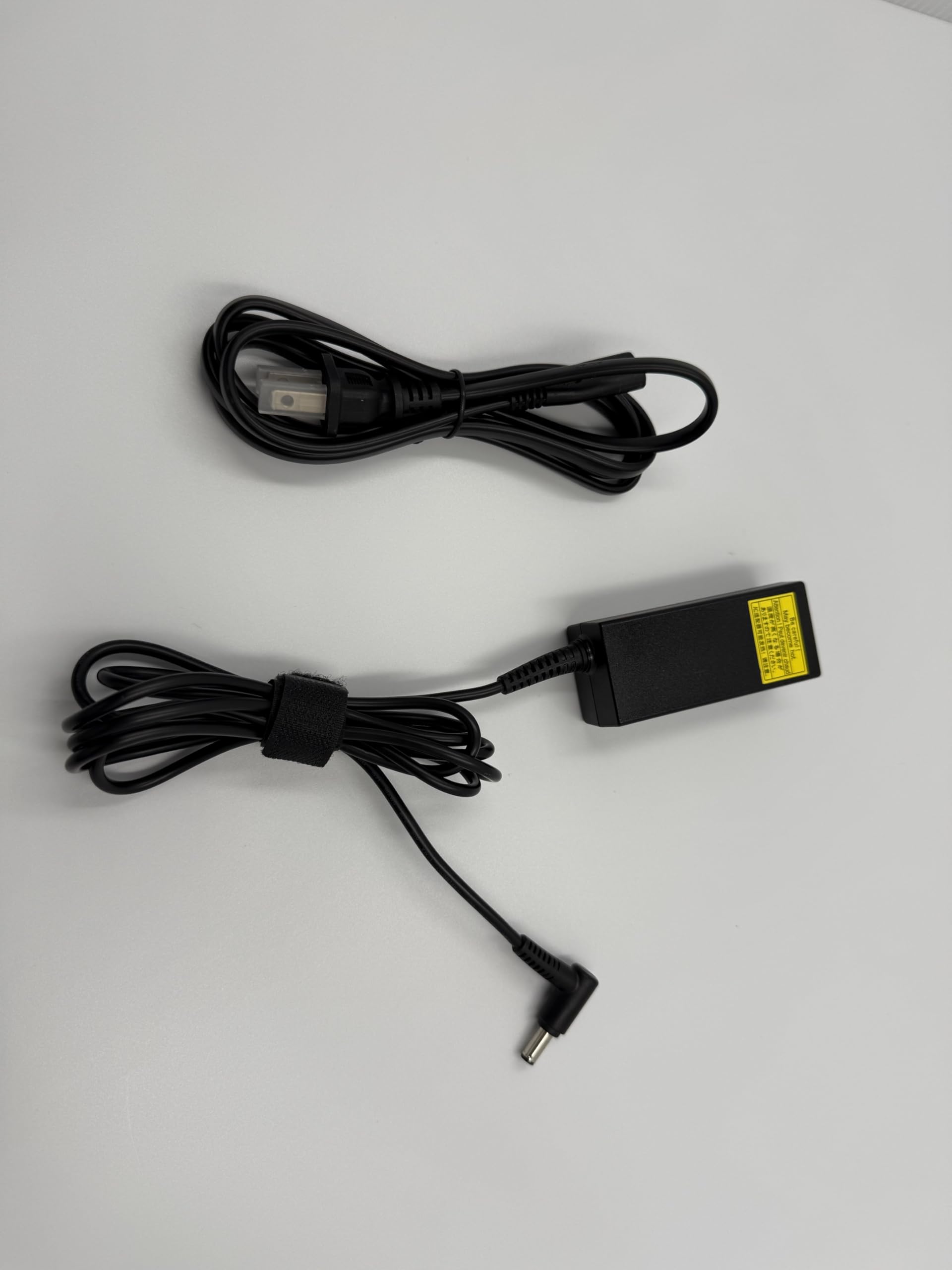 (未使用･未開封品)　東芝現行[PA5177U-1ACA/ADP-45YD A]などへ互換代用仕様 v1yptgt 新品 PSE認証済み TOSHIBA 東芝 代替ACアダプター PA5177U-1ACA互換
