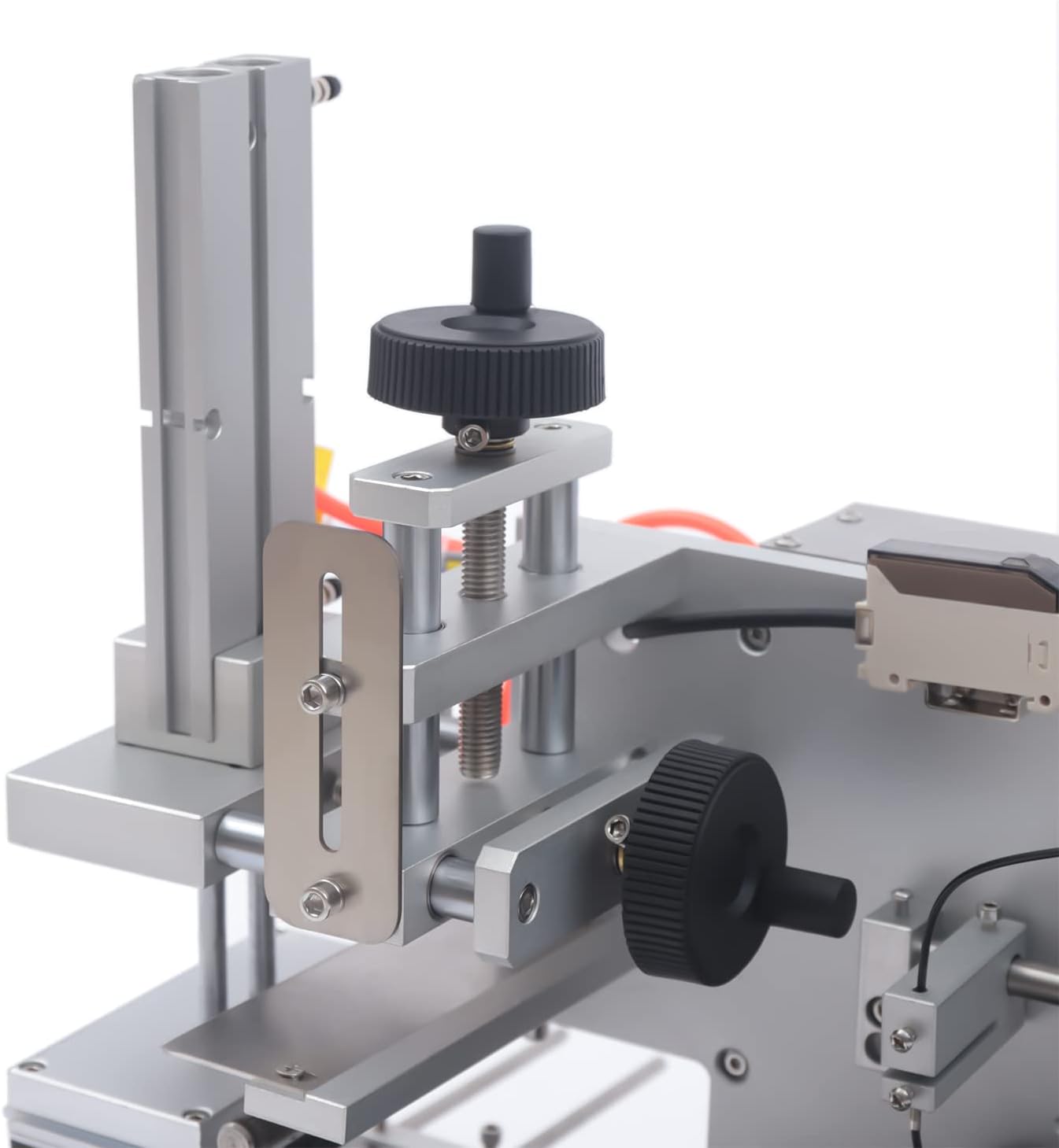 Semi-Automatic Square Bottle Labeling Machine, 20-40pcs/min Electric Bottle Label Applicator for Square Bottles, Squares Bottles Labeler Suitable for Diameter 0.7-4.5 inches