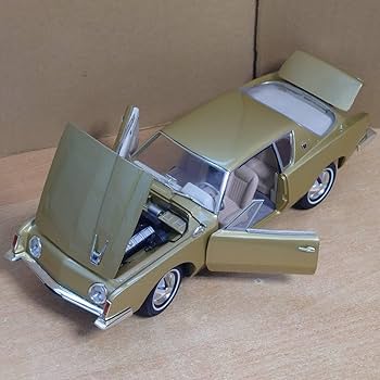 Amazon.co.jp: 1/18 スチュードベーカー・アヴァンティ 1963
