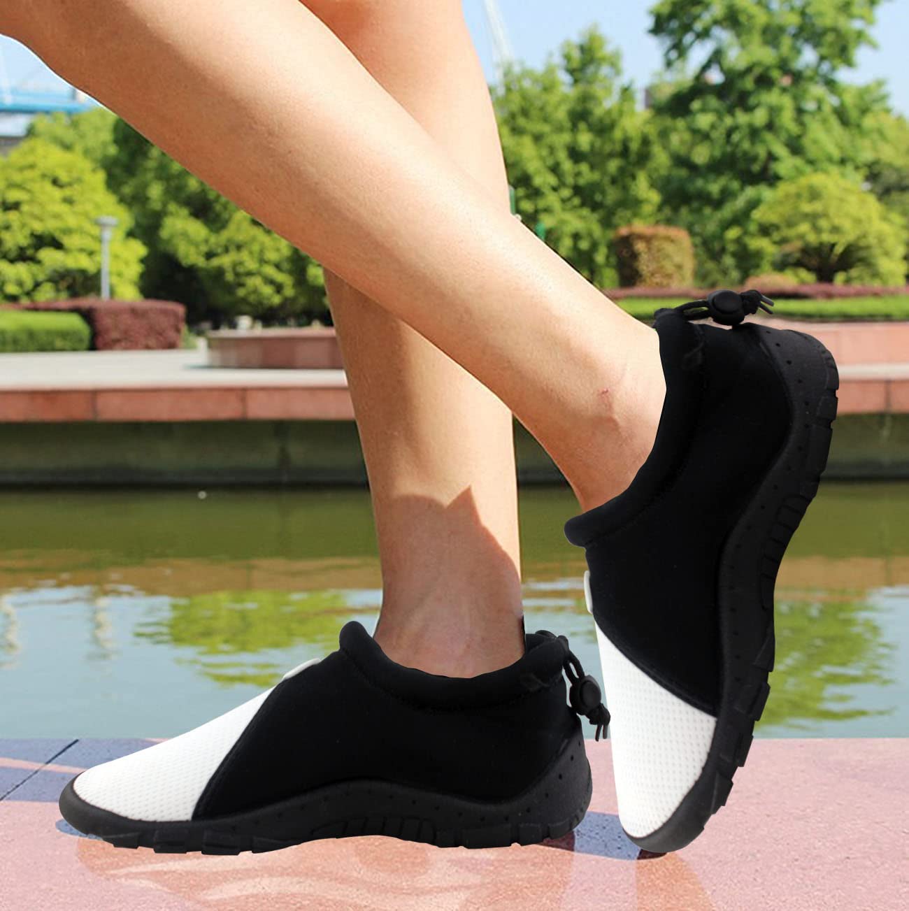 Zapatos de Agua, Zapatillas para Buceo Snorkel Surf Piscina Playa Vela Mar Río Aqua Cycling Deportes Acuáticos, Calzado de Natación Escarpines para Hombre Mujer Unisex