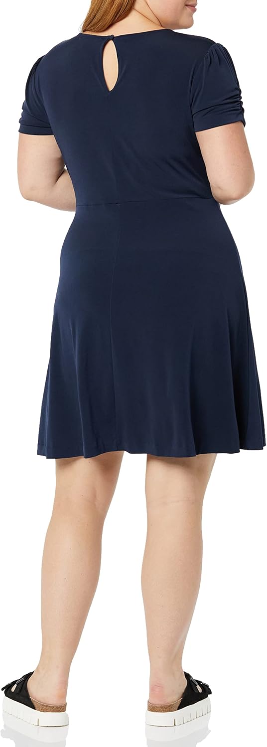 Amazon Essentials Women's Gathered Short Sleeve Crew Neck A-line Dress (Available in Plus Size) - Image 2