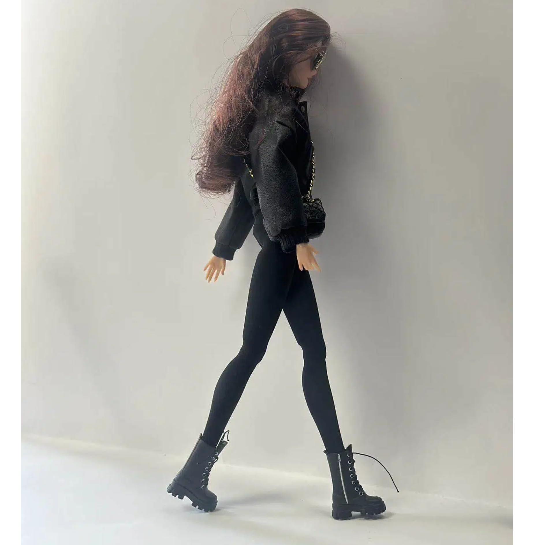 Black Fashion Doll Outfit Set, Bomberjacke mit Kampfstiefeln und Kettentasche für 11,5-12 Zoll Puppen, 1/6 BJD Actionfiguren