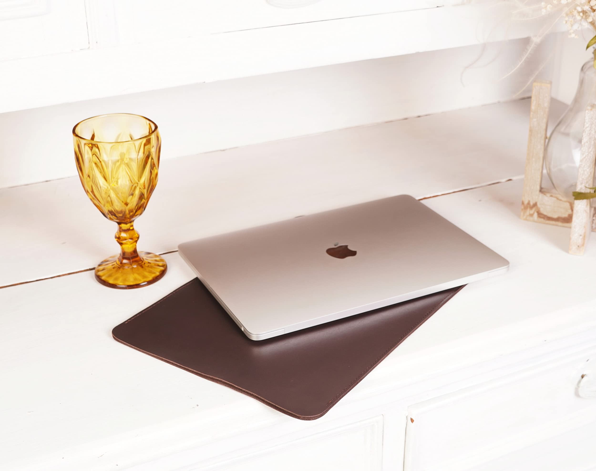 Amazon.com: Genuine Leather Mac Laptop Sleeve case for 13-inch