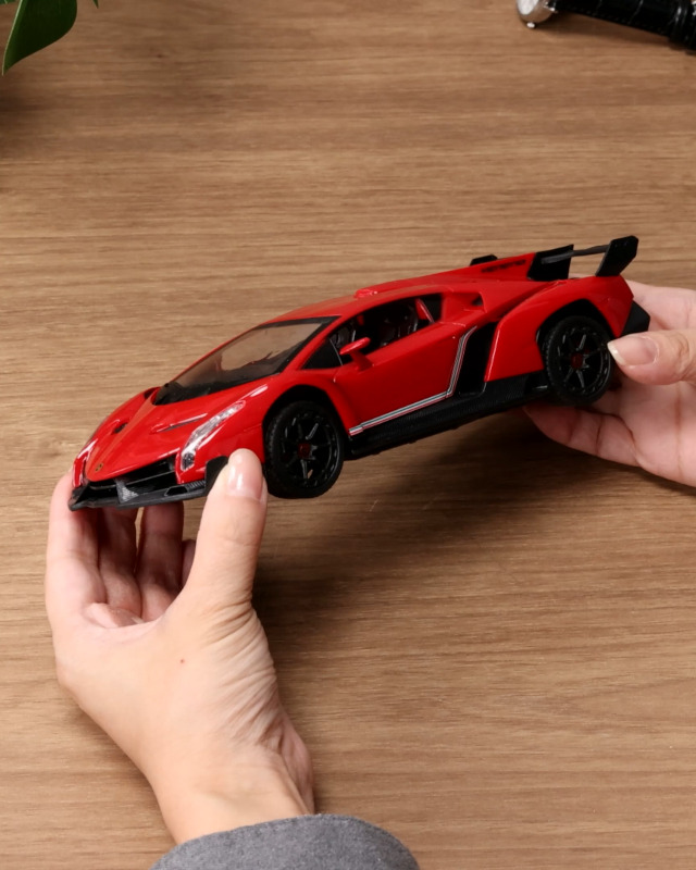 Amazon.co.jp: 童友社(Doyusha) 2.4GHz 1/24 ランボルギーニ