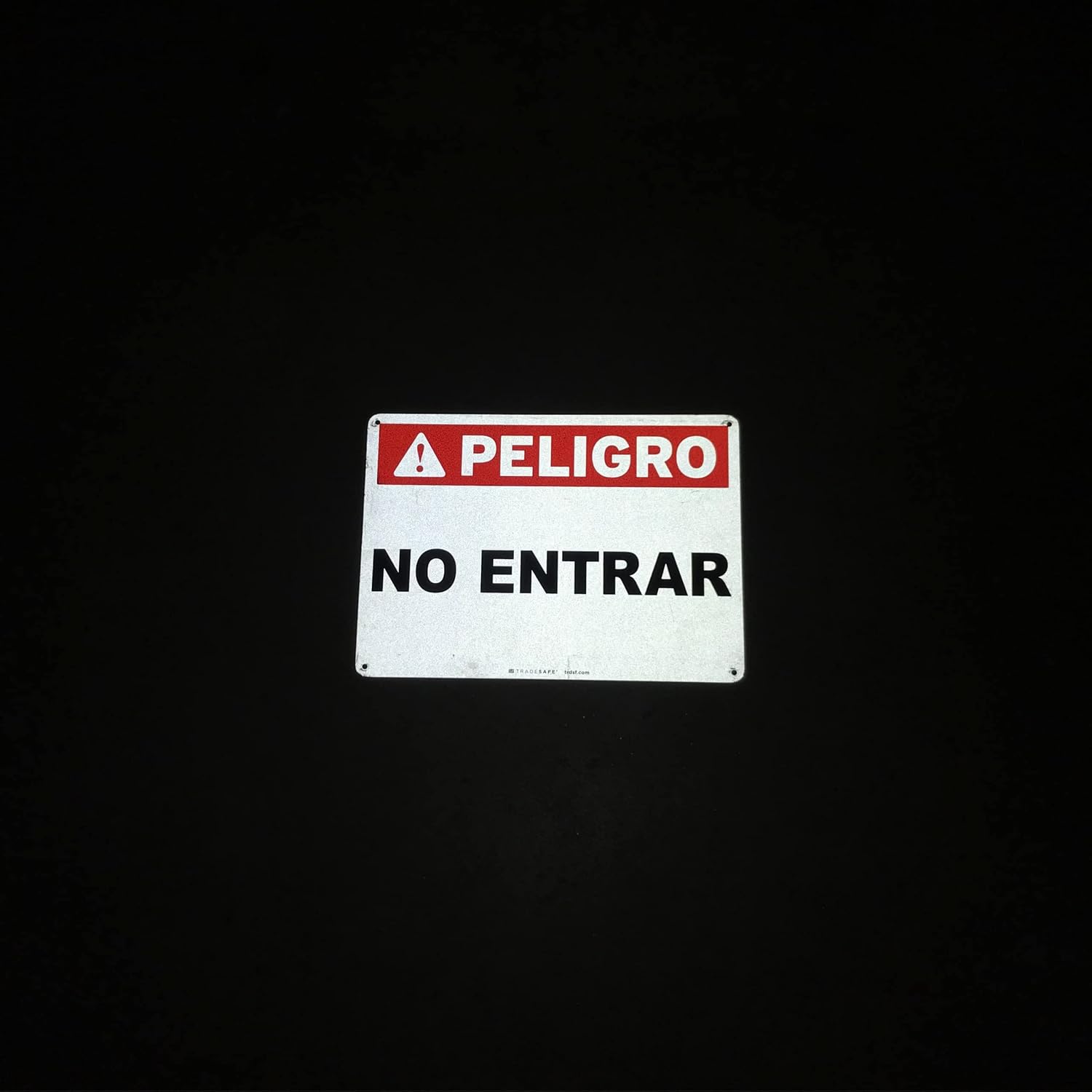 TRADESAFE Do Not Enter Danger Sign, Peligro No Entrar Spanish Sign, Quick Install Aluminum Safety Sign, Light Reflective, UV-Resistant, Waterproof, 14” X 10” Do Not Enter Spanish Signs For Business