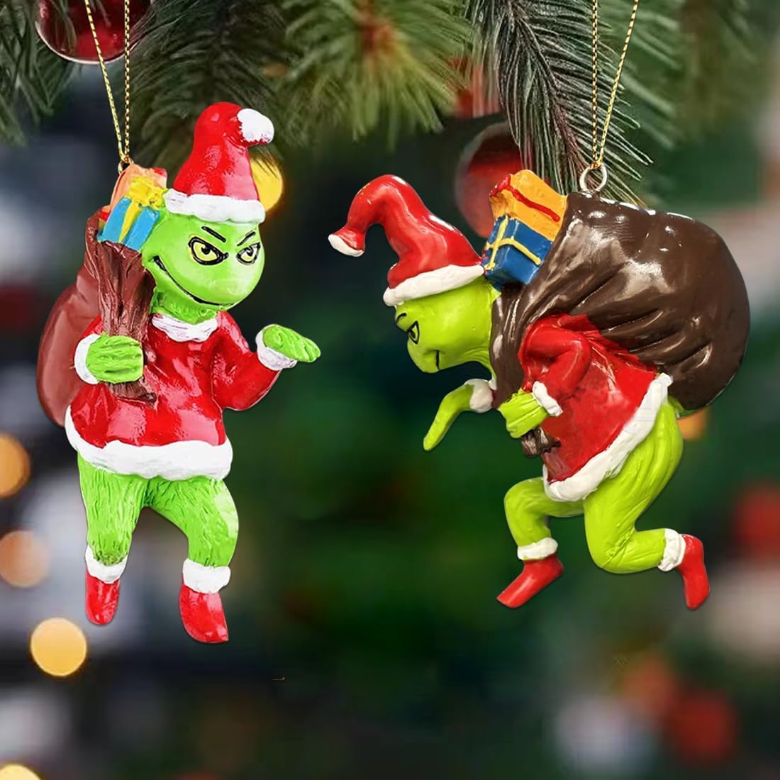 Le Grinch Déguisé En Sapin De Noël Pour Mieux Voler Des Cadeaux