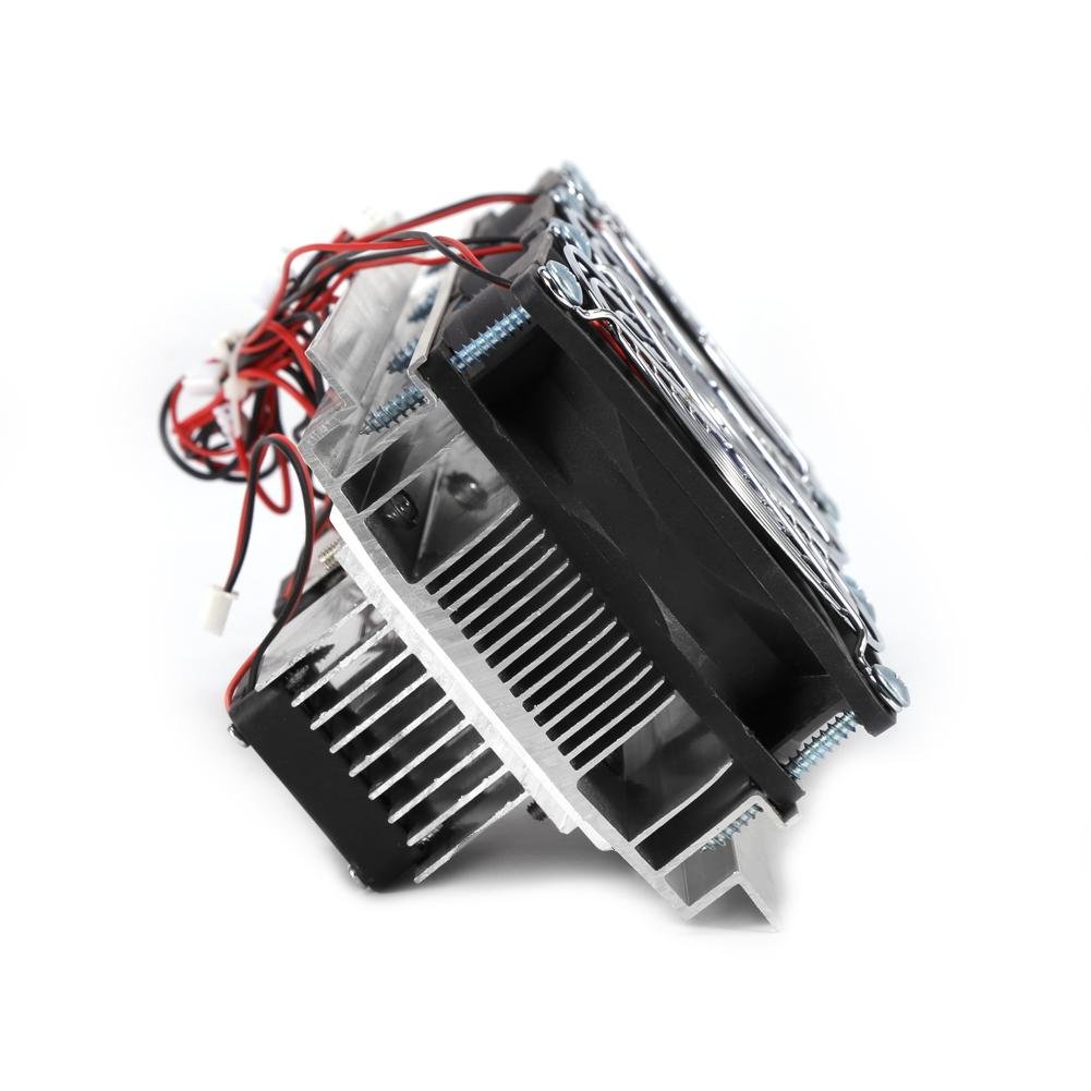 Système de refroidissement par refroidissement par air de thermoélectrique de réfrigération à semi conducteurs à trois cœurs pour le refroidissement des plaques