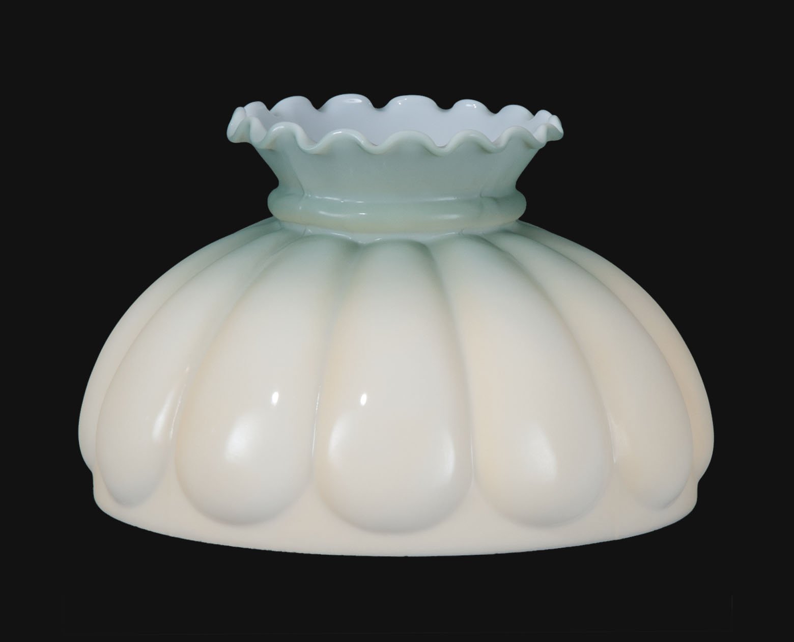 B&P Lamp® 9 7/8\" Shade, Melon, Hunter Green/Cream Tint