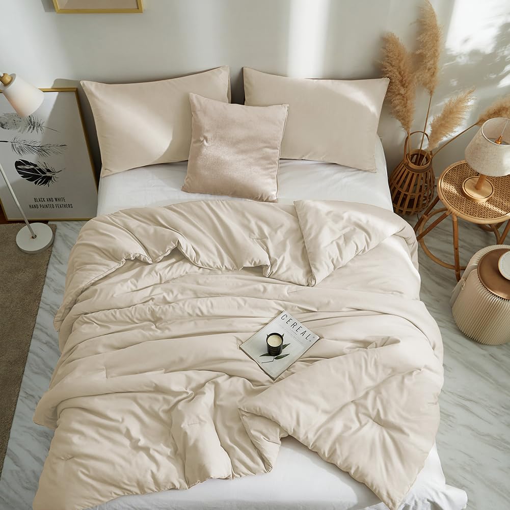 Couette Légère MORTREUX Motif Géométrique - 200x200 Cm - Microfibre, Neuve