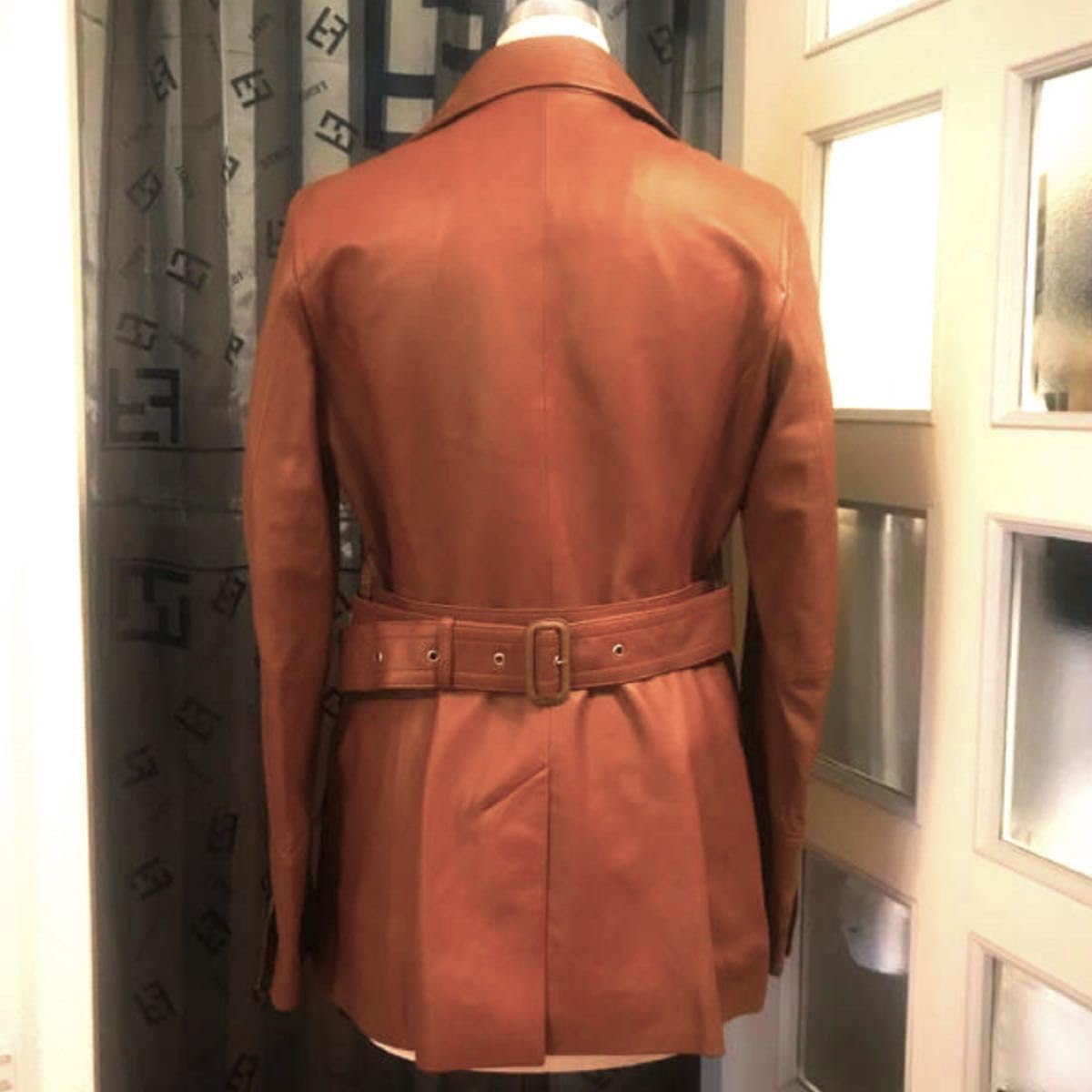 美品【aquascutum】アクアスキュータム　ラムレザー コート Amazon.co.jp: aquascutumアクアスキュータム ラムレザーコート