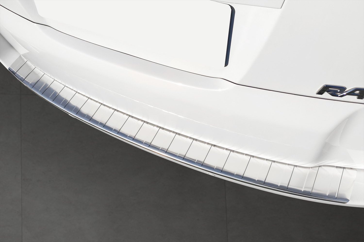 AVISA | Protezione Paraurti Posteriore | Compatibile con Toyota RAV4 2006-2013; Acciaio Inossidabile, Spazzolato, Argento; Proteggi il Paraurti Posteriore della tua Auto dai Danni