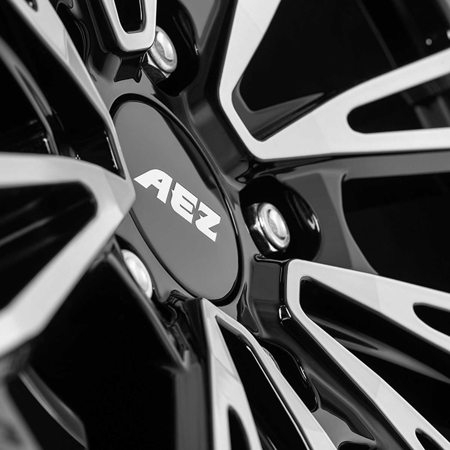AEZ rim Alaska dark 9.0Jx20 ET54 5x130