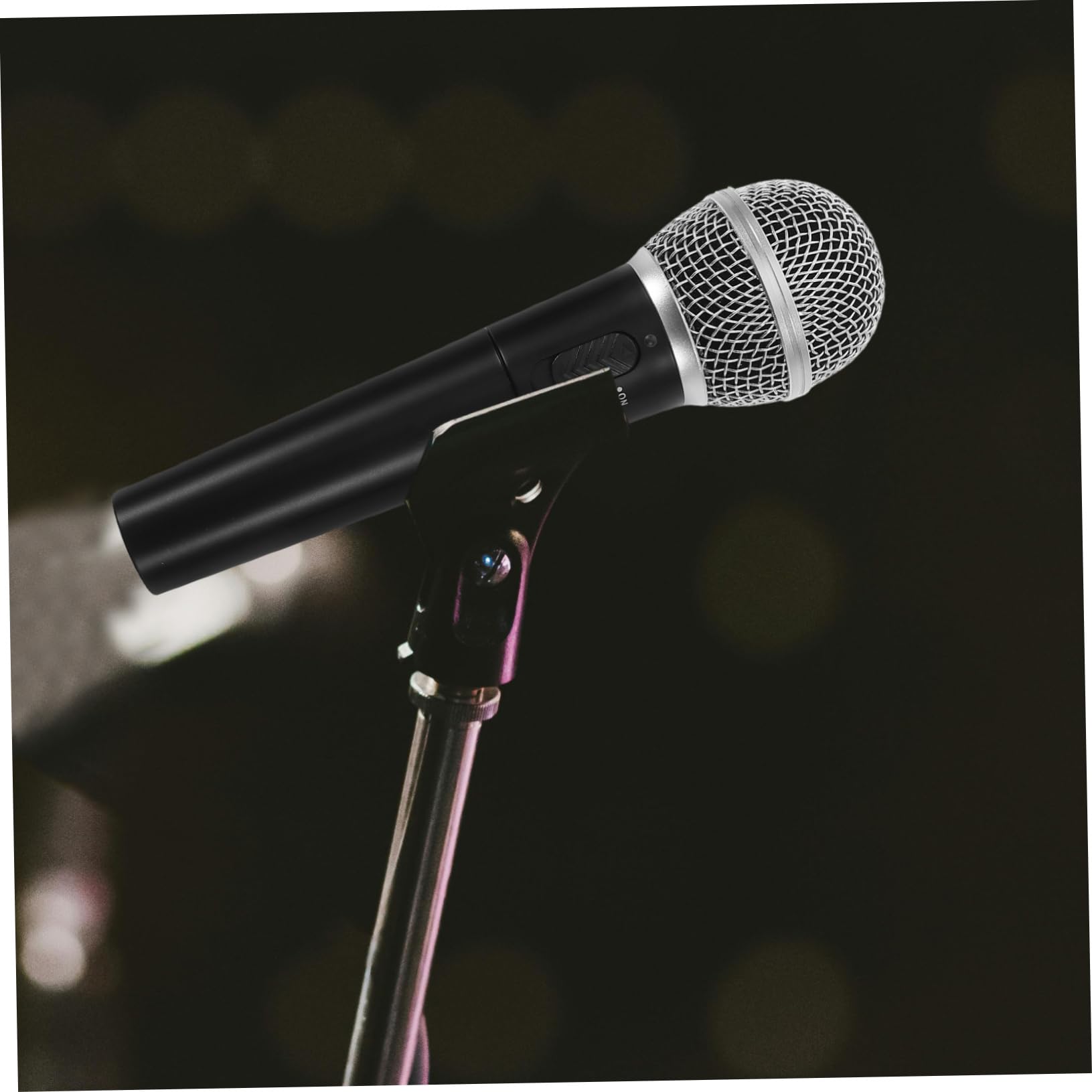 Kabelloses Dynamisches Mikrofon für Karaoke Tragbar mit Dual-Mode-Funktion für Gesang Live-auftritte und Computeraufnahmen aus Robustem Aluminium