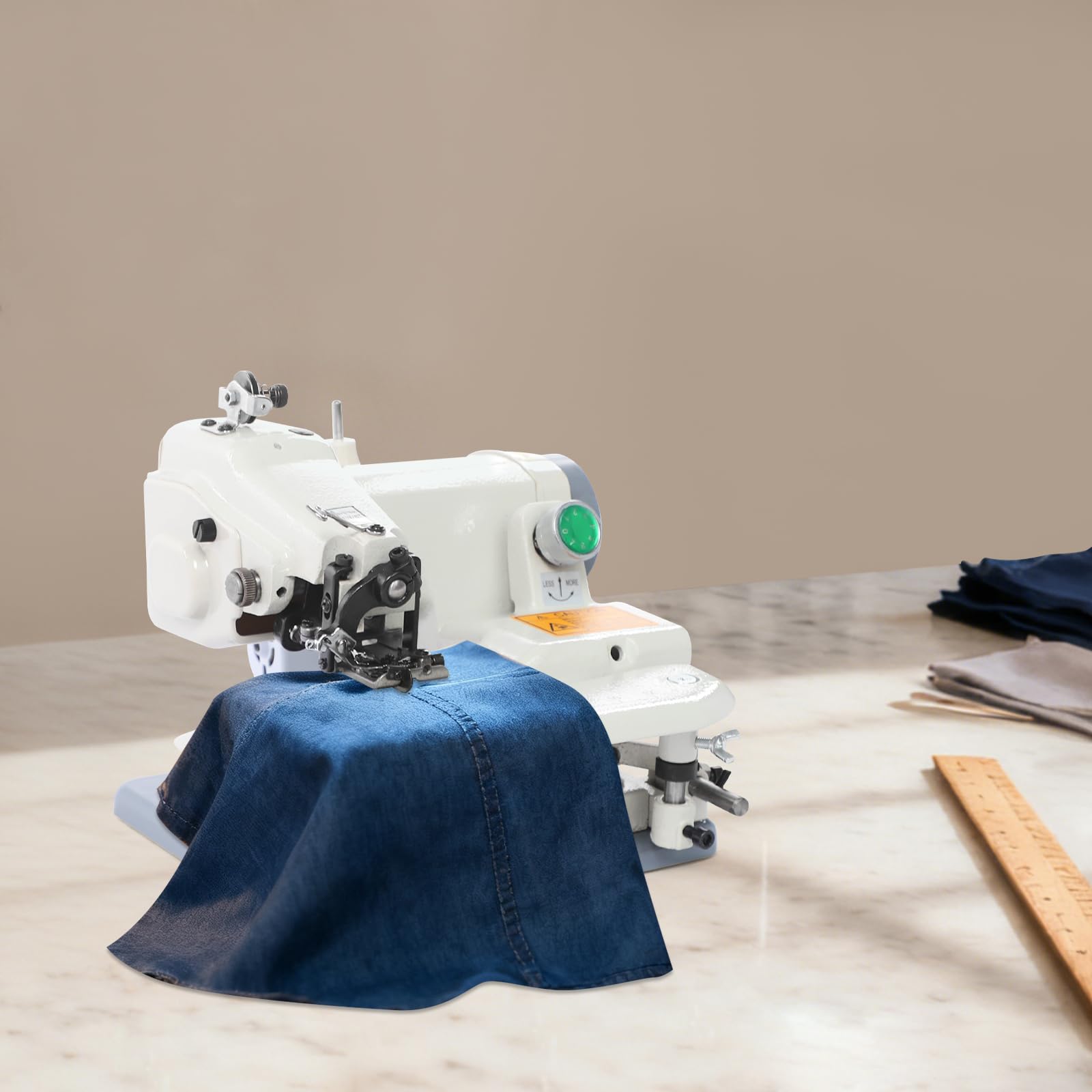 100W Blindstichmaschine, Tragbare Blindstich Saummaschinen, Blindstich Nähmaschine, Haushaltsnähmaschine 1200 U/min, Schneider Nähmaschine, für Schneidereien und Reinigungen