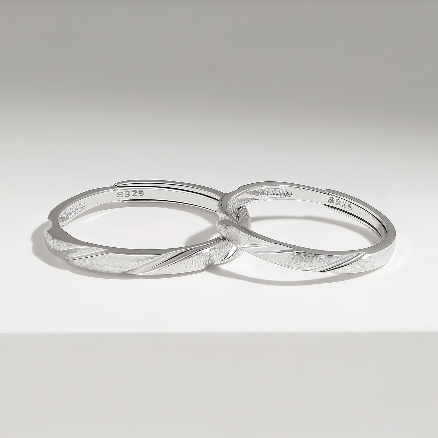 Meissa Alianzas de Plata Pareja Anillo de Compromiso y Boda Plata de ley 925 para Novios Hombres y Mujeres Adjustable Joyería Aniversario el Día de San Valentín (Juego de dos anillos)