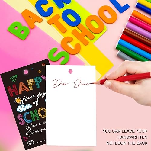 Miniatura 10 de Etiquetas para bolsas de regalo de regreso a clases, aquí está un brillante año escolar feliz primer día de escuela, etiquetas de regalo de