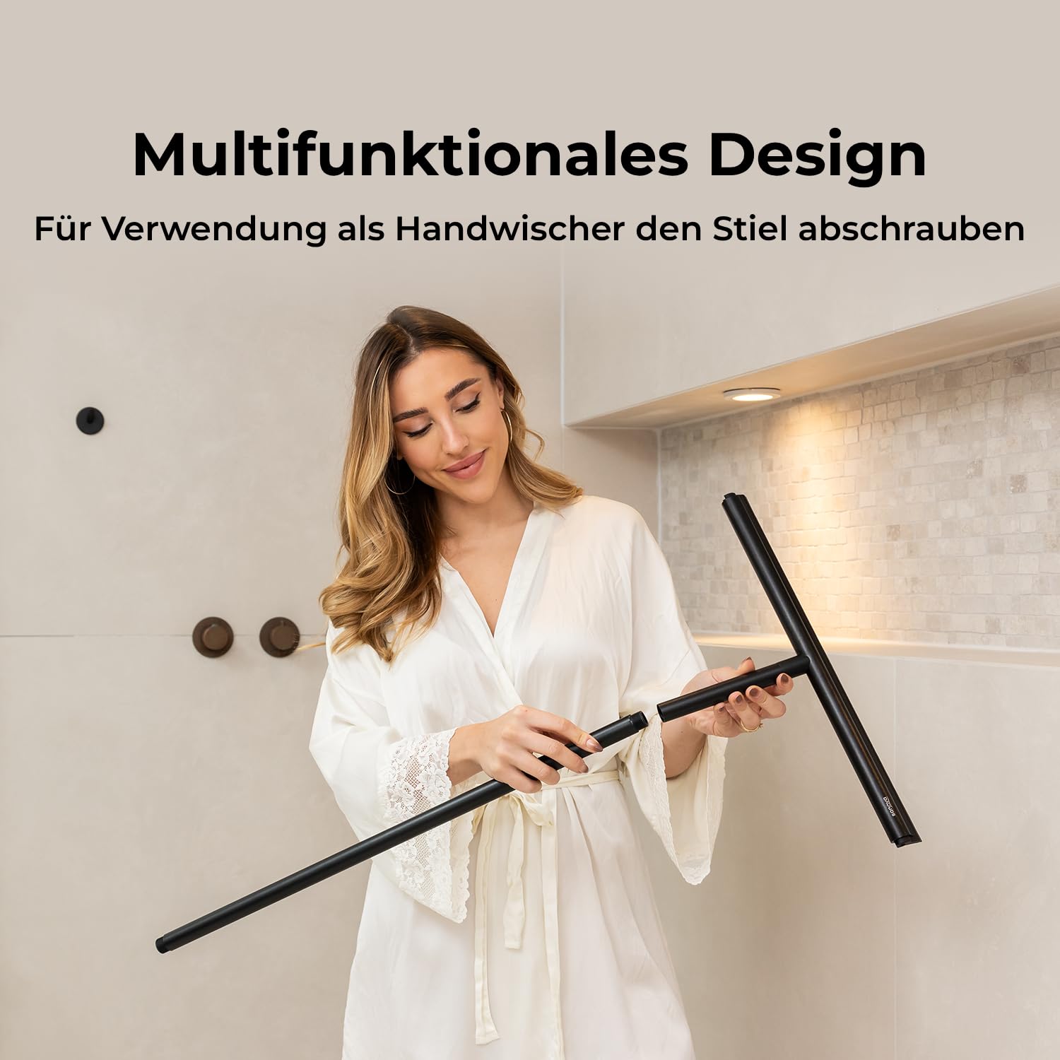 Sanova Bodenabzieher mit Stiel 136 cm – Wasserschieber Boden Schwarz – Duschabzieher Langer Stiel aus Edelstahl Aluminium & Silikon – Mit Wandhalter