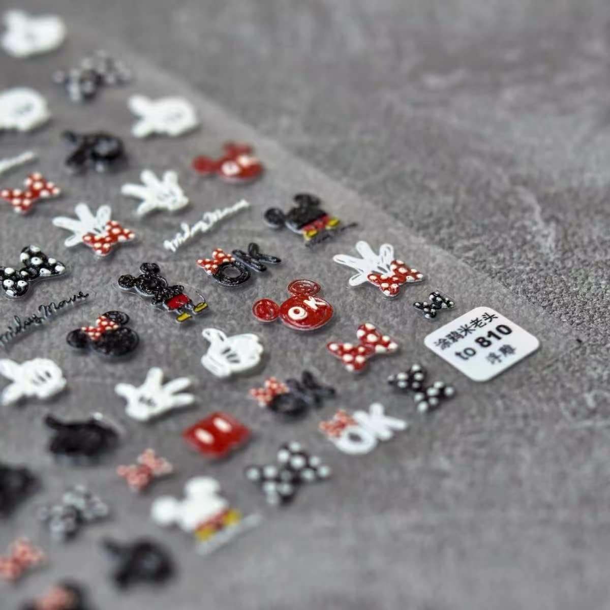 ミッキーマウスステッカーの多様な活用法