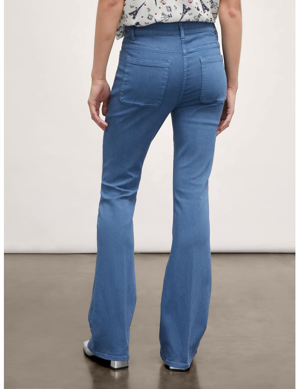 Motivi: Pantaloni Flare con Tasche. Stagione Autunno Inverno 2024