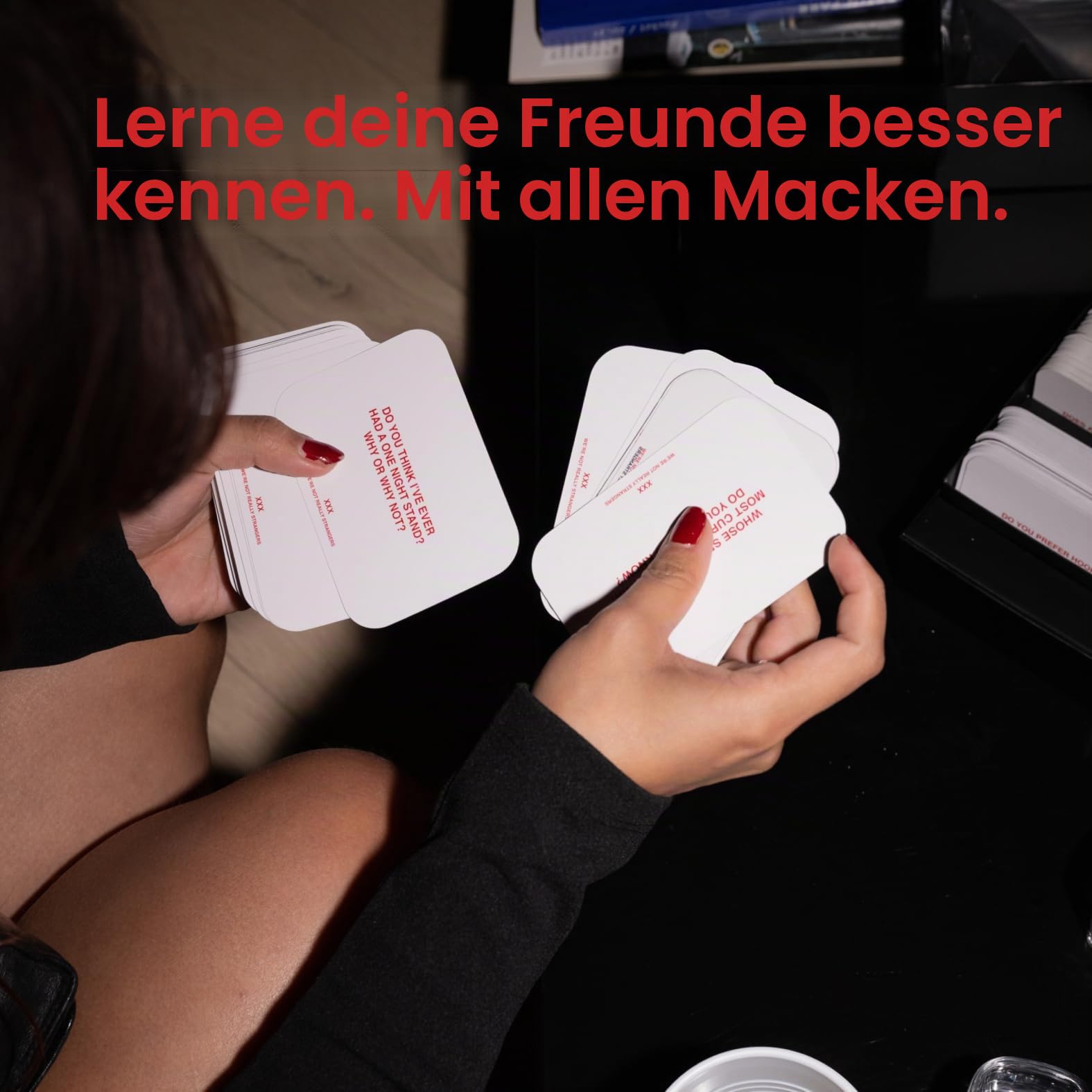 WE'RE NOT Really Strangers Kartenspiel für Erwachsene, 300 Gesprächskarten und Wildcards Ein ehrliches und lustiges Partyspiel für Spieleabende für Erwachsene, Partys und Date-Nacht, ab 18 Jahren, 2–6