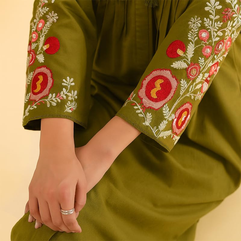 Image of Kadam Pakka Rang | Olive Green | 3 Kadam Pakka Rang Sachets | 3 DyFix Color Fixer Sachets | Fabric Dye Colors | Permanent Colors for Fabrics