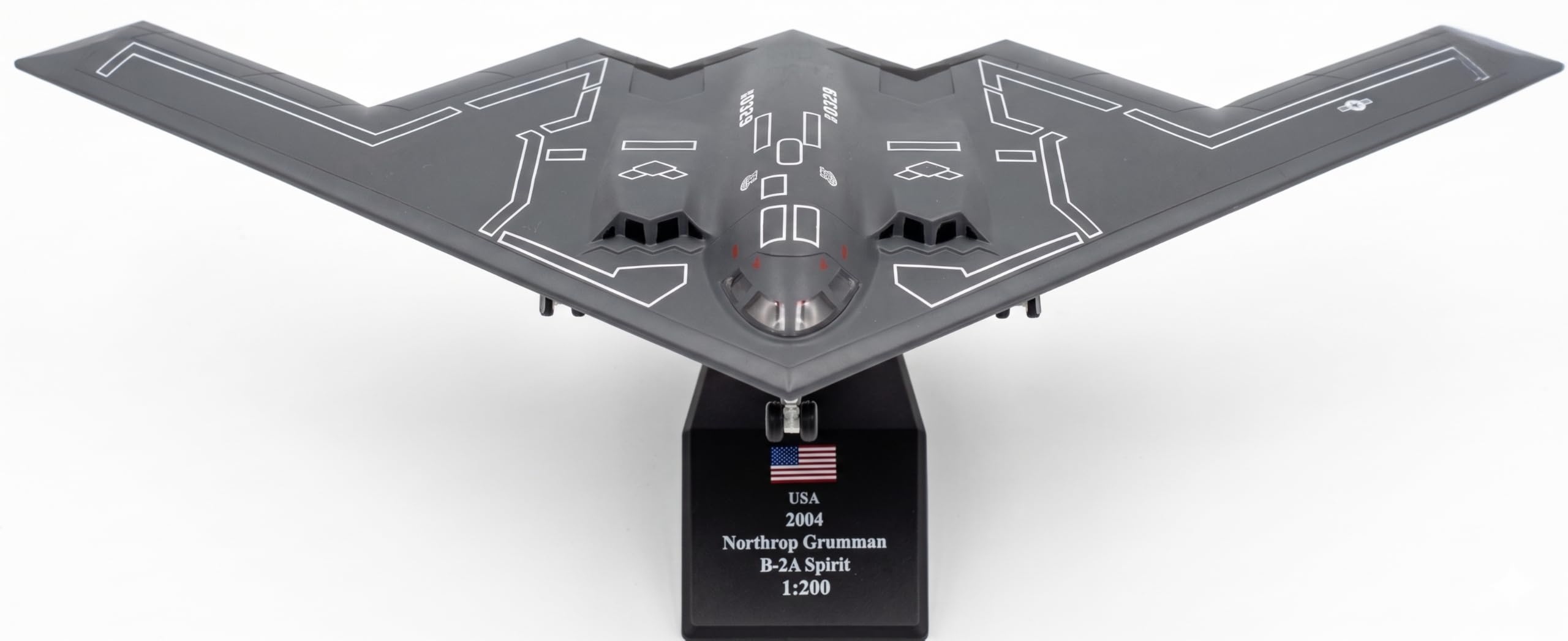 1/200 B-2 Spirit Stealth Bomber (2004) Metal Diecast American Strategic Aircraft Model for Display Collection or Gift