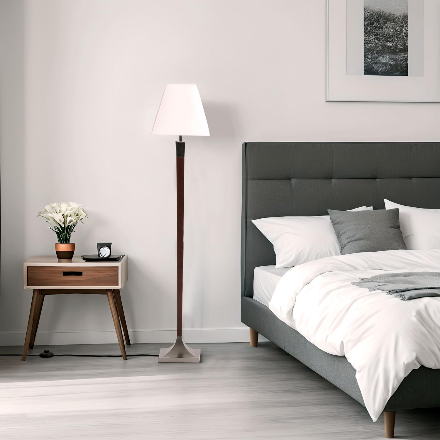 LEDKIA Lámpara de Pie Madera y Metal Lizza Piramis Blanco | CasquilloE27