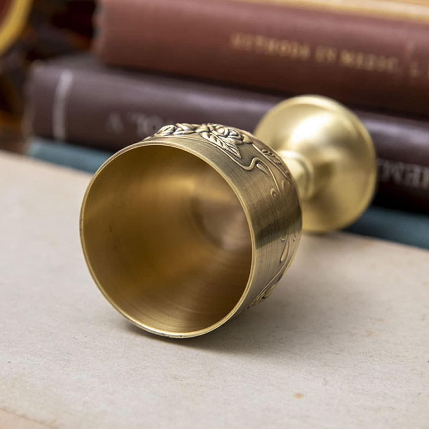 Tyenaza Taganov Chalice Gold Goblet, Mini Wine Glasses Pure Copper Goblet Brass with Flower Pattern for Church Cup Holy Altar Chalice Decoration