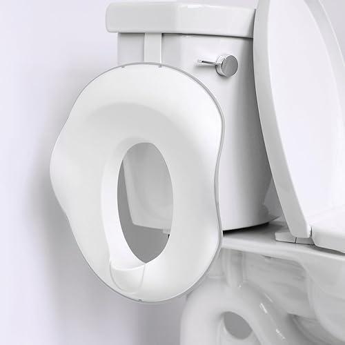 Miniatura 7 de Ubbi Entrenador de inodoro ajustable para niños pequeños en entrenamiento para ir al baño con asas integradas y gancho para orinal para un fácil