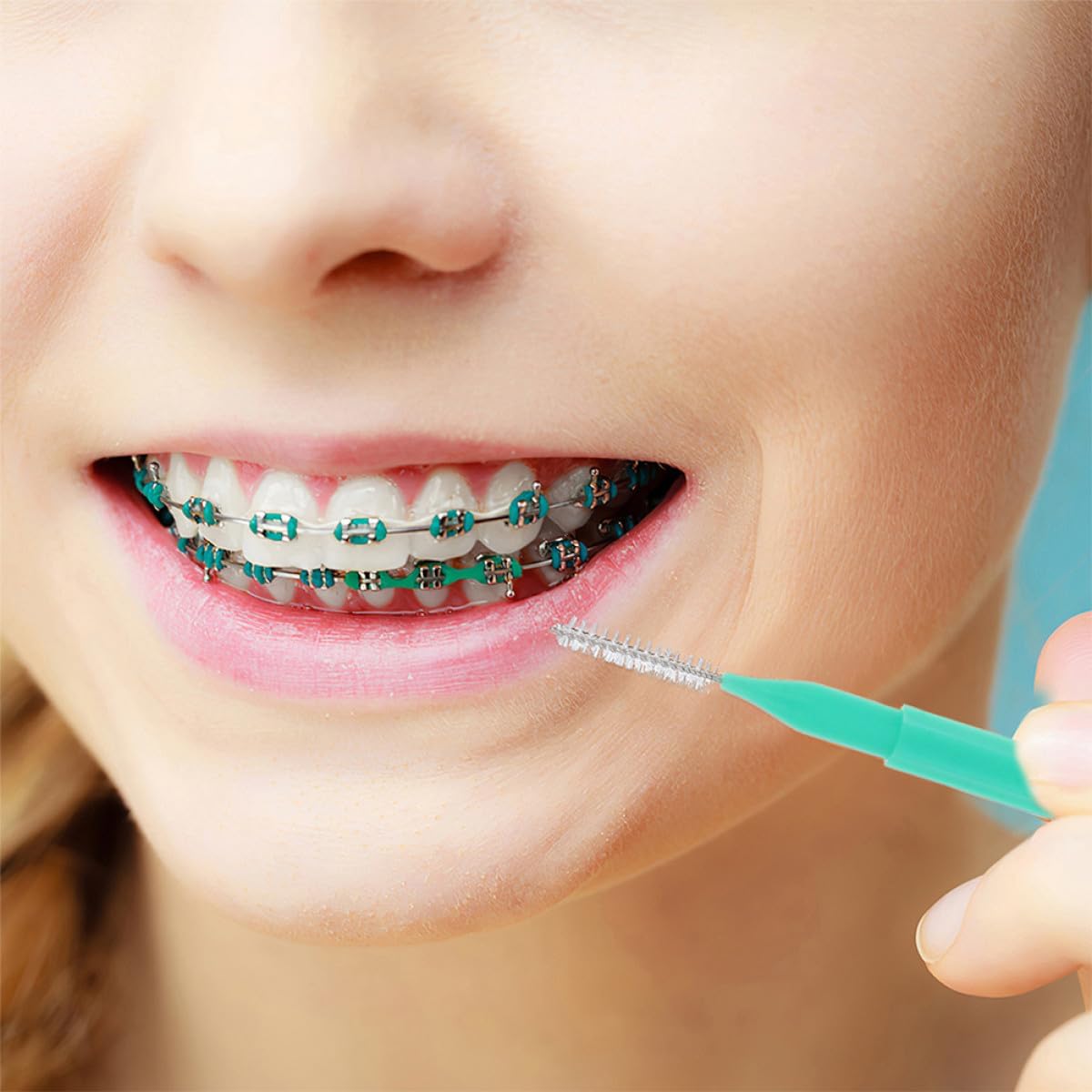 FOMIYES 200pcs Interdental Brushes Tooth Cleaning Brush Portable Oral Cleaner for Travel and Daily Use Green Plastic