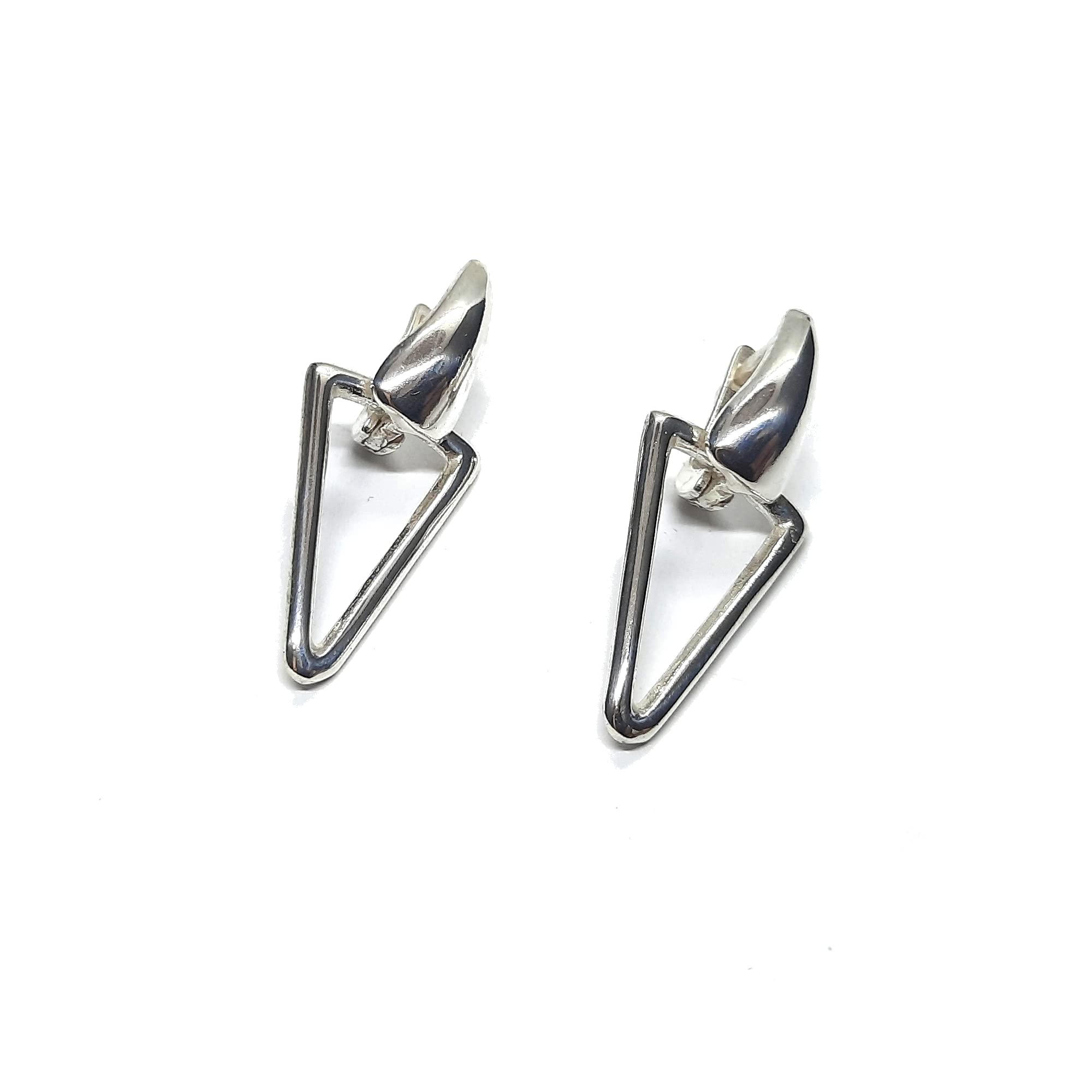 Boucles d'oreilles triangles en argent massif pour sublimer vos tenues de soirée
