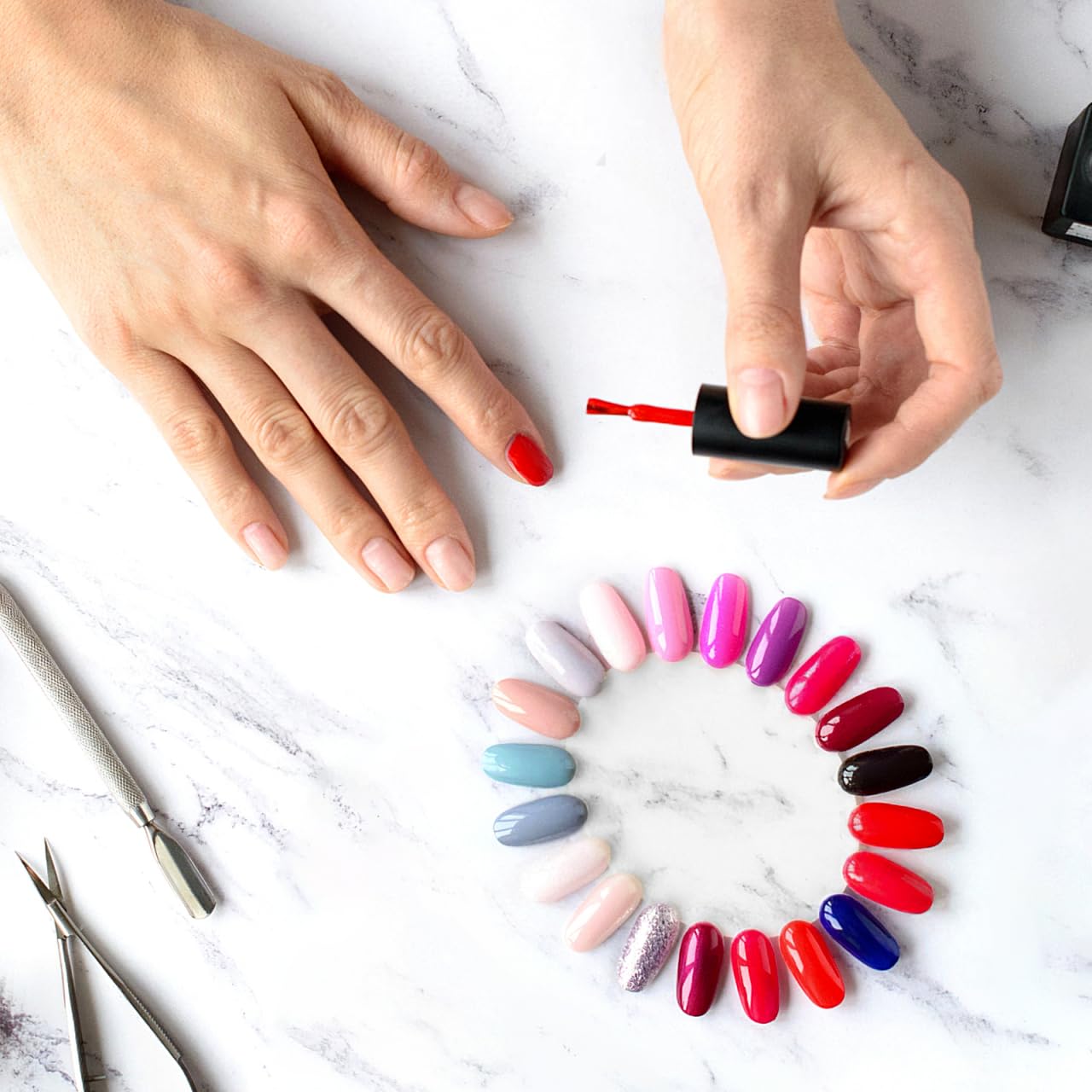 OULII Nuancier Ongles Rond Transparent 50 Pièces 5,12x4,33In – Présentoir Clair pour Tester & Organiser Vernis, Gel UV – Pratique Salon & Maison