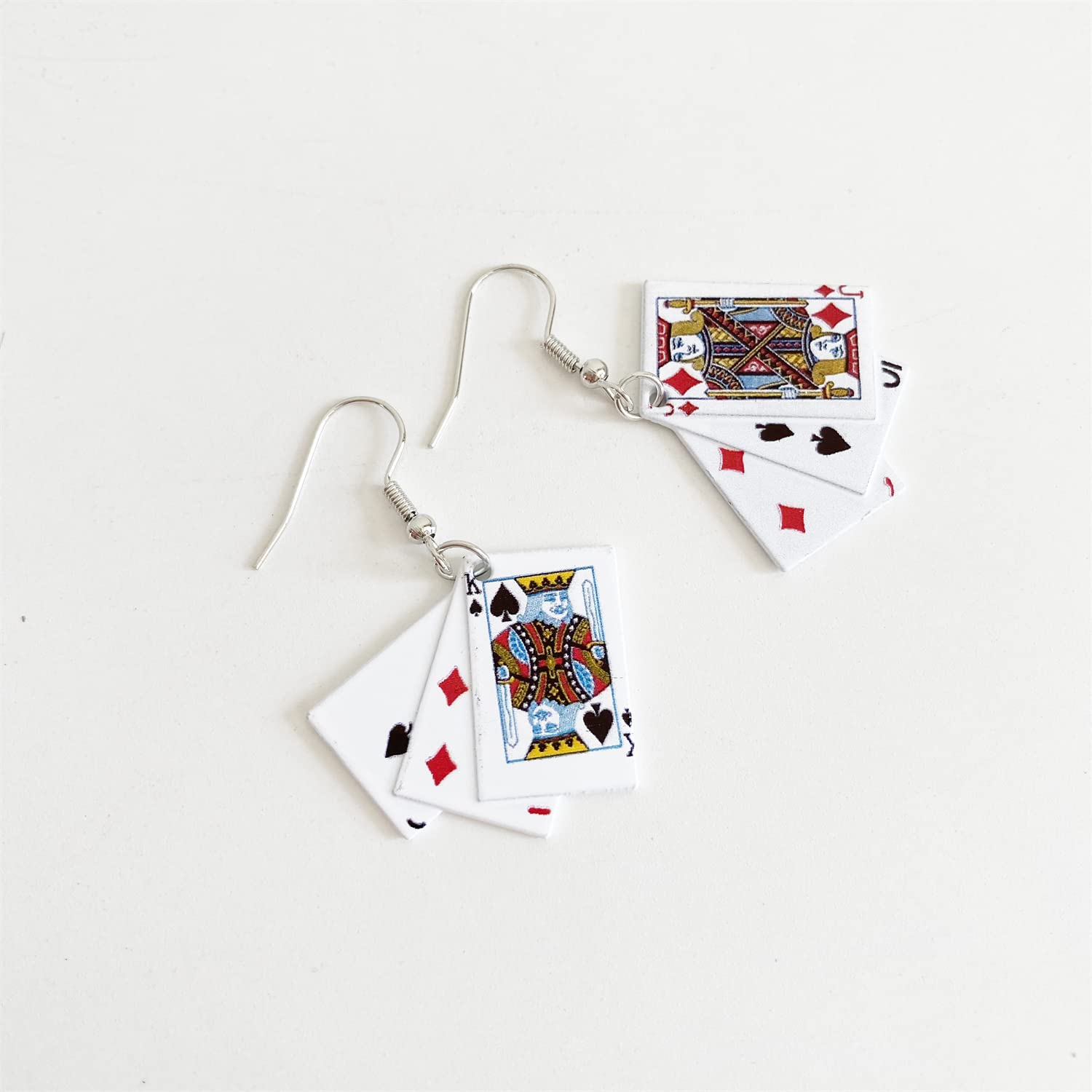 Personality Poker Dangle Earrings Cool Funny Simulate Metal Alloy Game Playing Cards Earrings for Women Unique Gambling Casino Bridge Jewelry Gifts