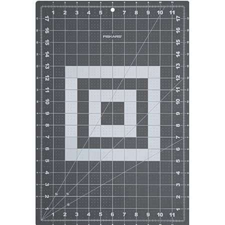 Fiskars 12x18 Inch Cutting Mat (12-83707097J)