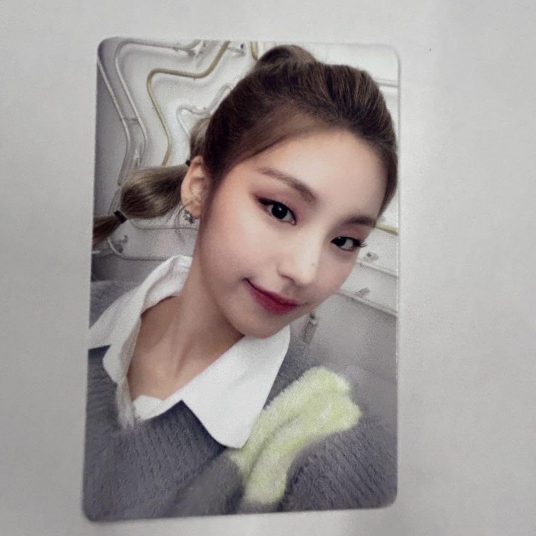 Amazon.co.jp: ITZY イェジ トレカ : Toys & Games