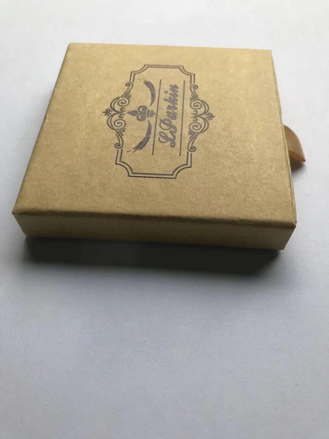 未使用、長期保管品、栞付　南部渓泉　名人 熊谷専太郎造　１５型中アラレ　南部鉄瓶 未使用、長期保管品、栞付 南部渓泉 名人 熊谷専太郎造 15型中