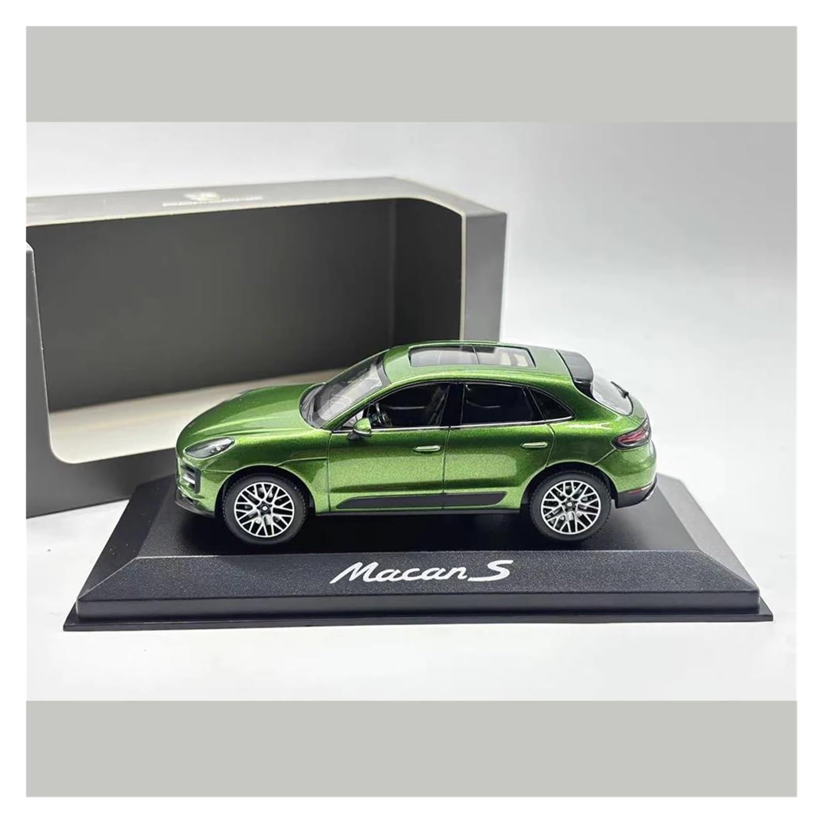 Metallo Scala Replica 1 43 per Porsche Macan S 2018 in lega originale modello di auto simulazione raro collezione decorazioni per la casa Hobby Veicoli Giochi Set
