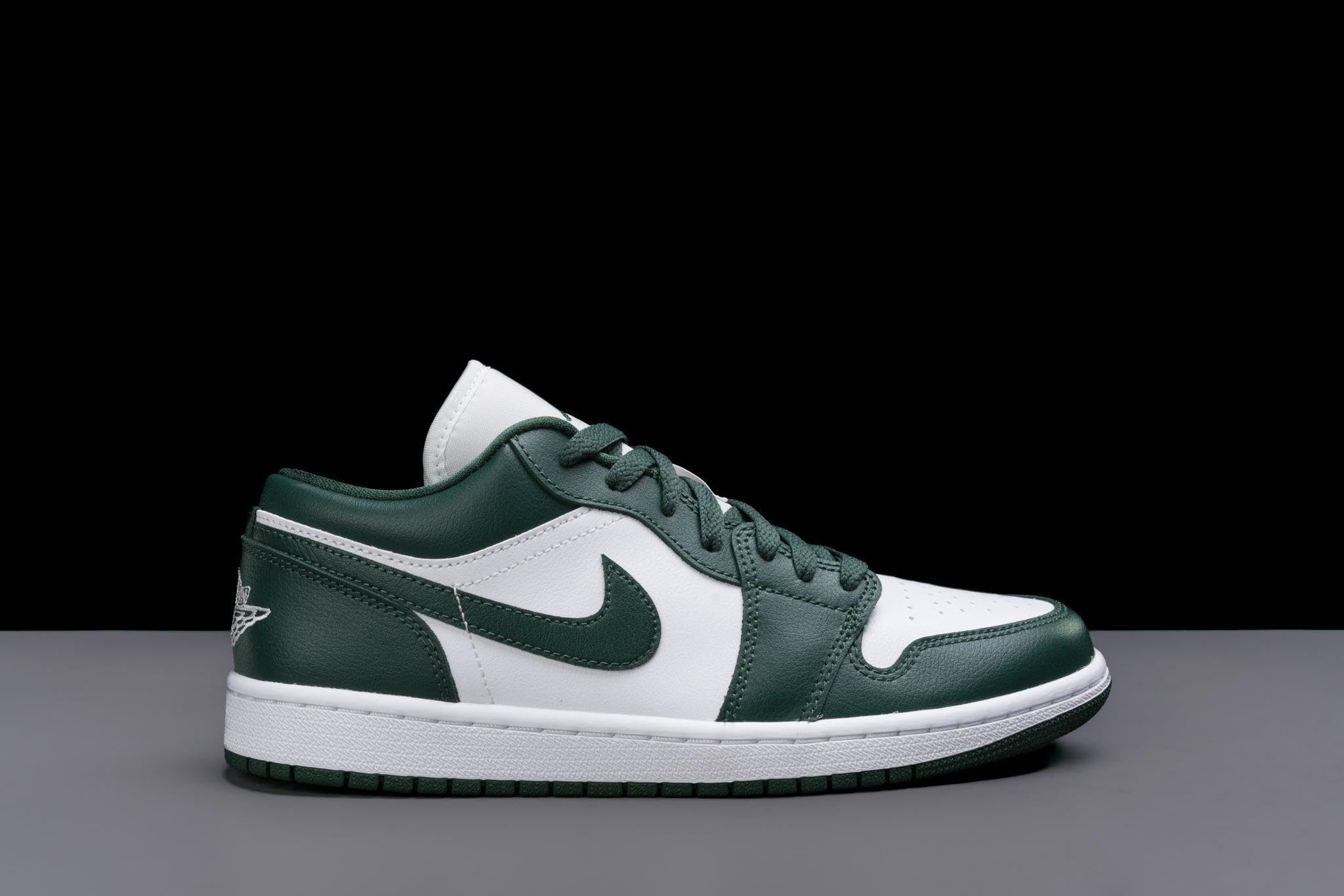 Jordan 1 Low Women White/Galactic Jade DC0774 113 - Size 7w