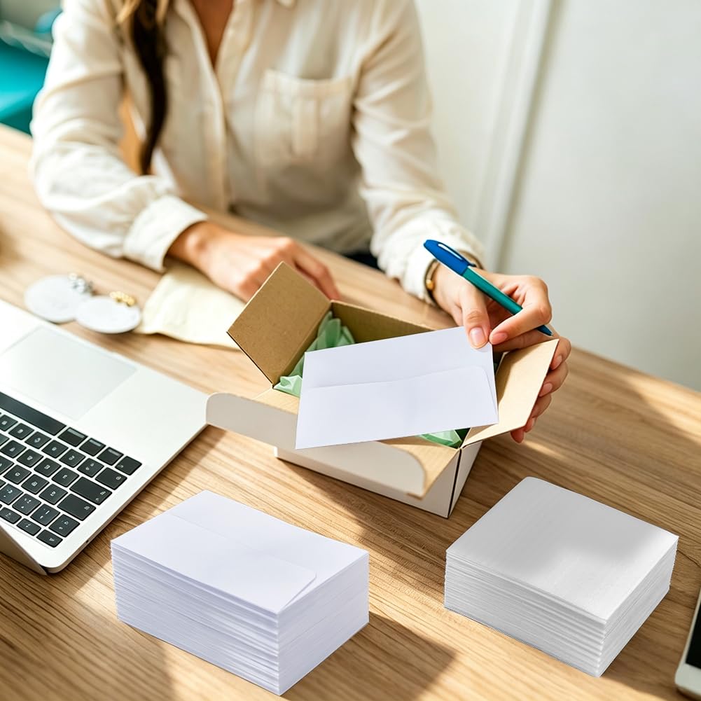 UNICRAFTALE Juego de 150 sobres de papel rectangulares blancos con protector de envío para tarjetas deportivas, 12 x 10 cm, para envío seguro y almacenamiento a largo plazo, diferentes