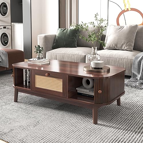 Table basse en rotin pour vos apéritifs et moments de détente