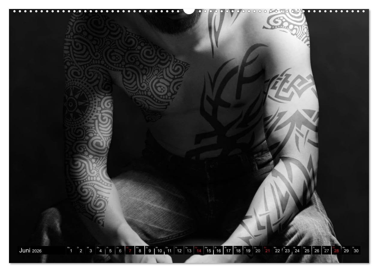 Körperkult Tattoo (hochwertiger Premium Wandkalender 2026 DIN A2 quer), Kunstdruck in Hochglanz: Ausdrucksstarke Fotos und Bildkompositionen von ... unterschiedlichen Trägern (CALVENDO Kunst)