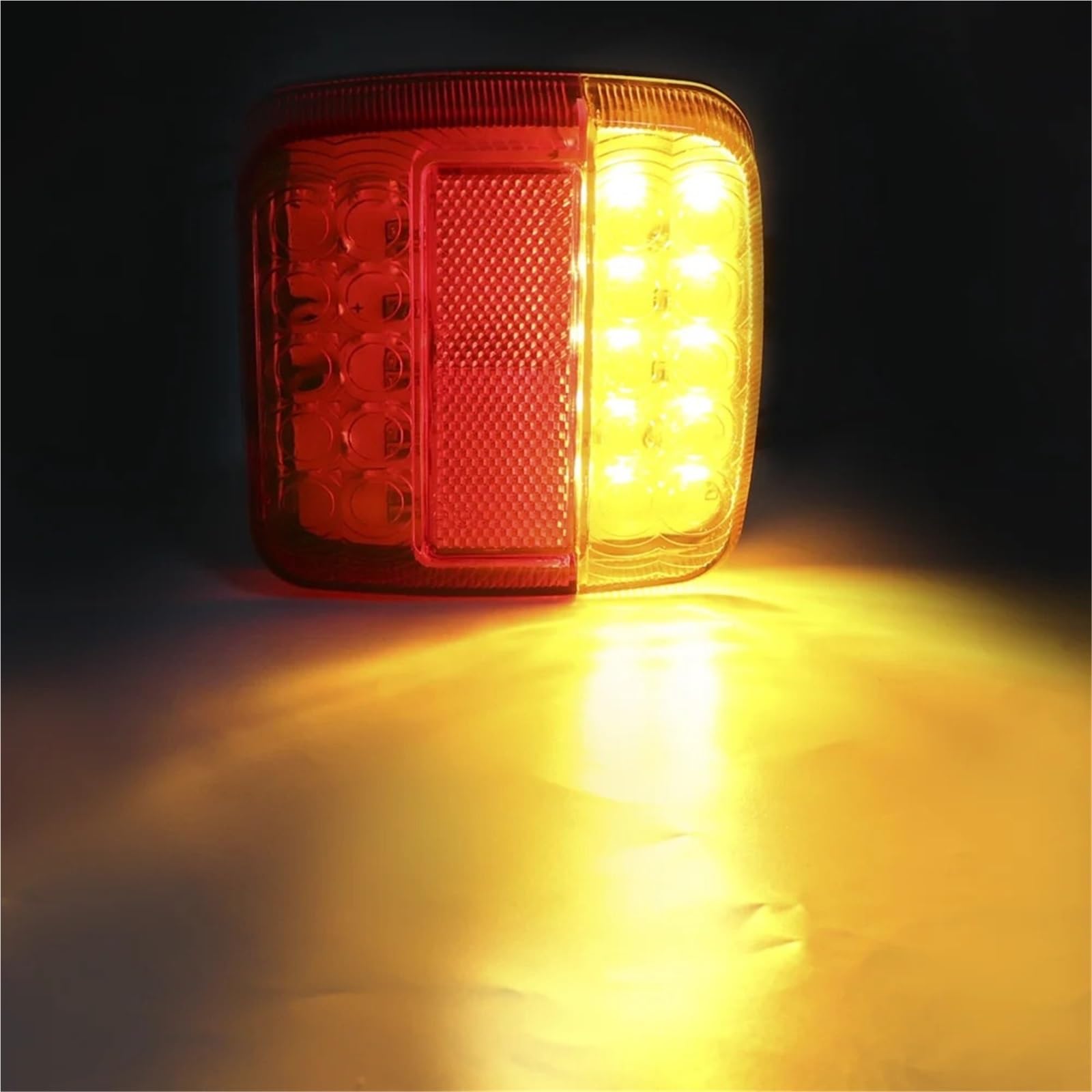 Generico Fanale posteriore da 12 V per indicatore di segnale 26 LED per auto Luce per targa